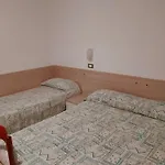 Cabi