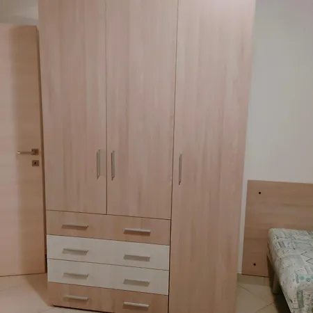 Cabi Apartment